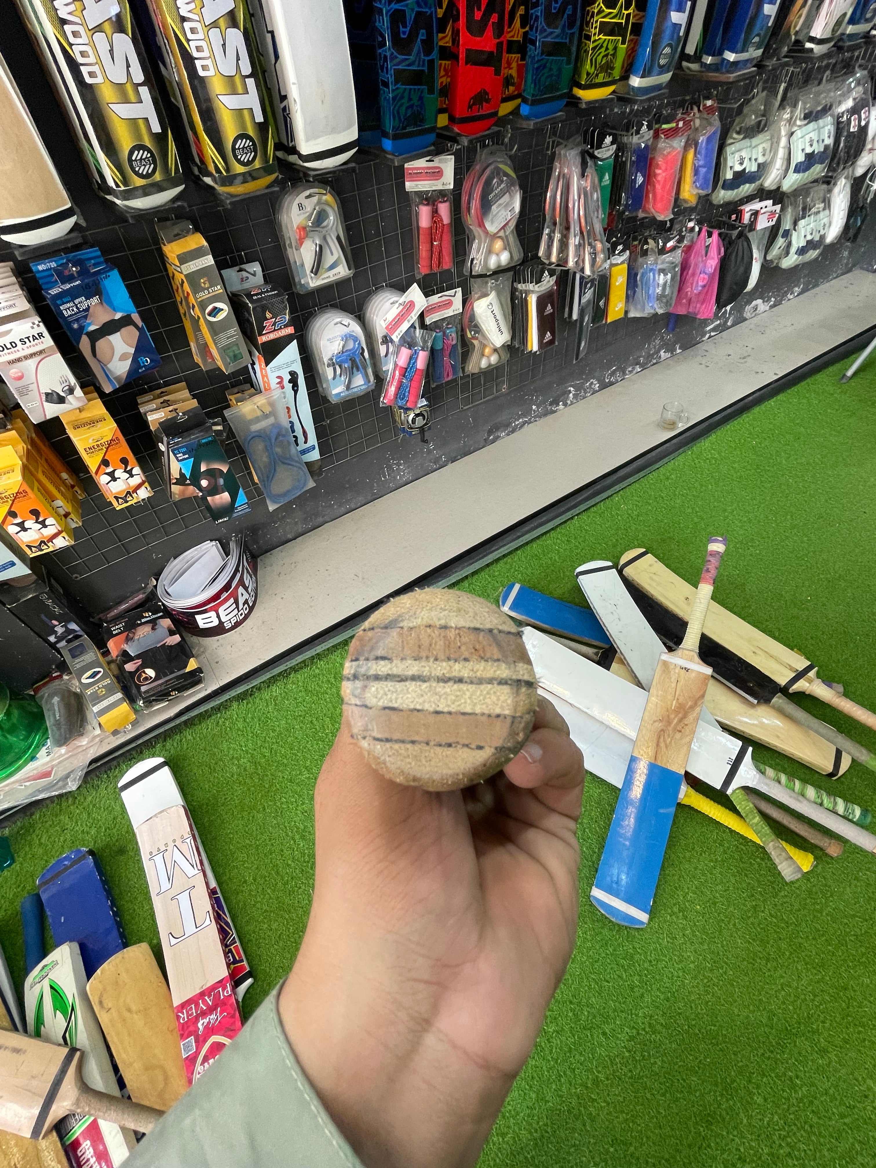 Rawalakot Bat 6 Piece Handle