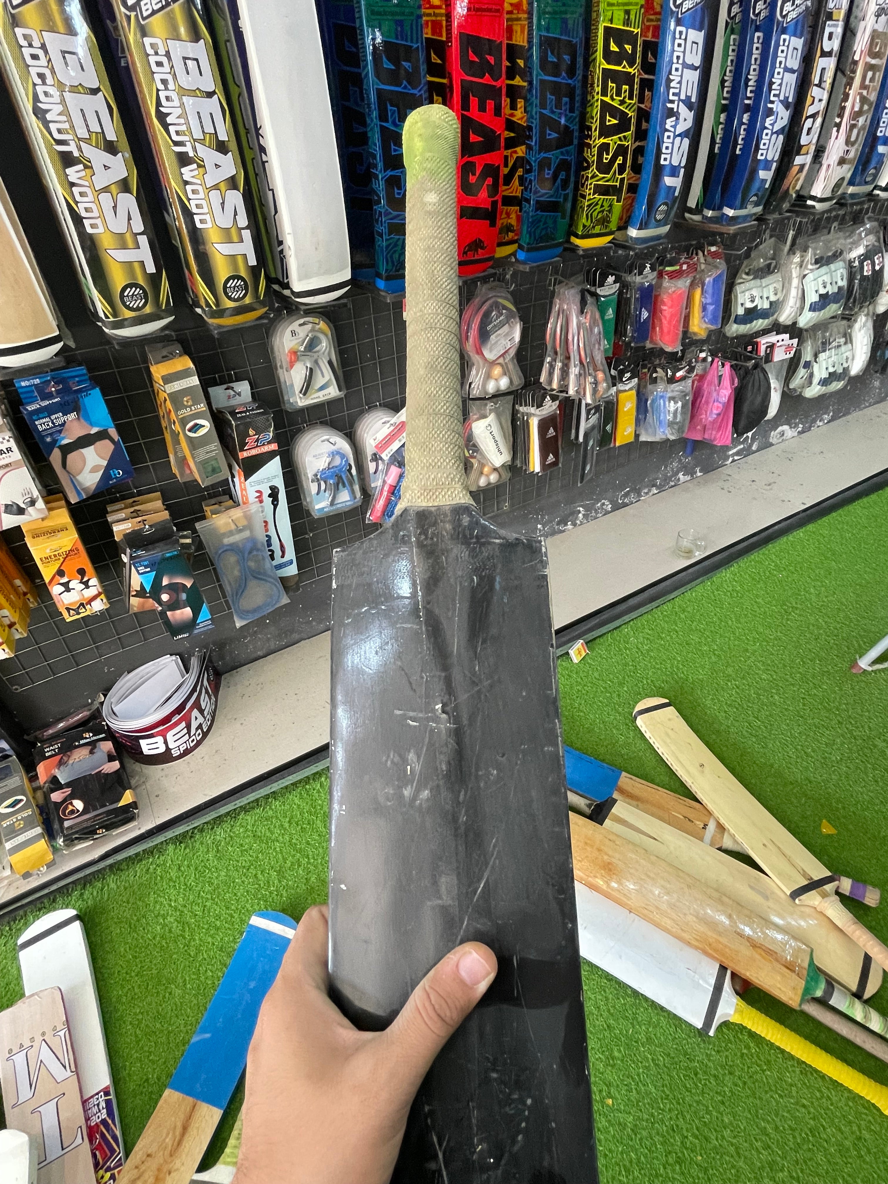 Half Cane Rawalakot Bat