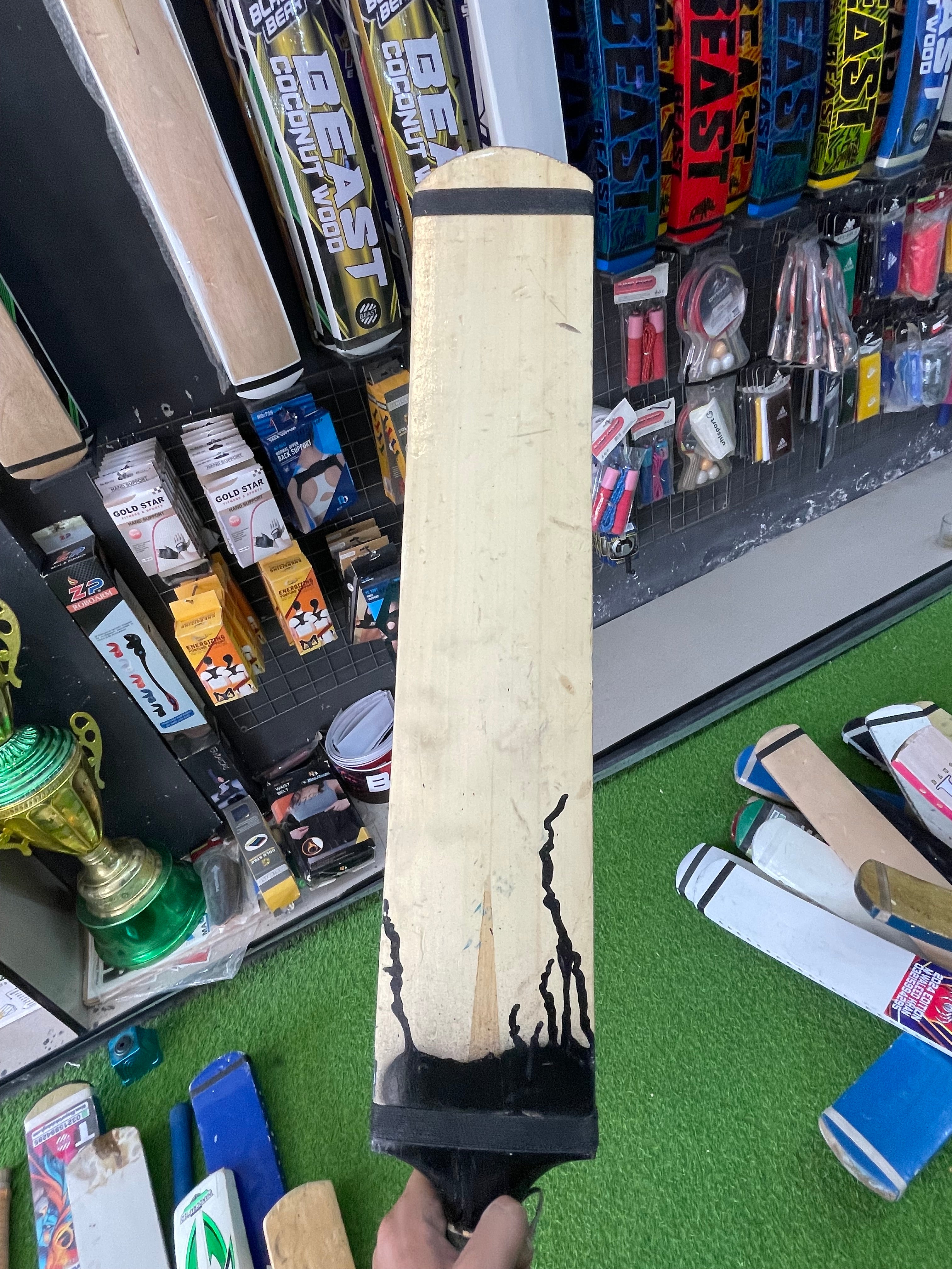 Rawalakot Bat 6 Piece Handle