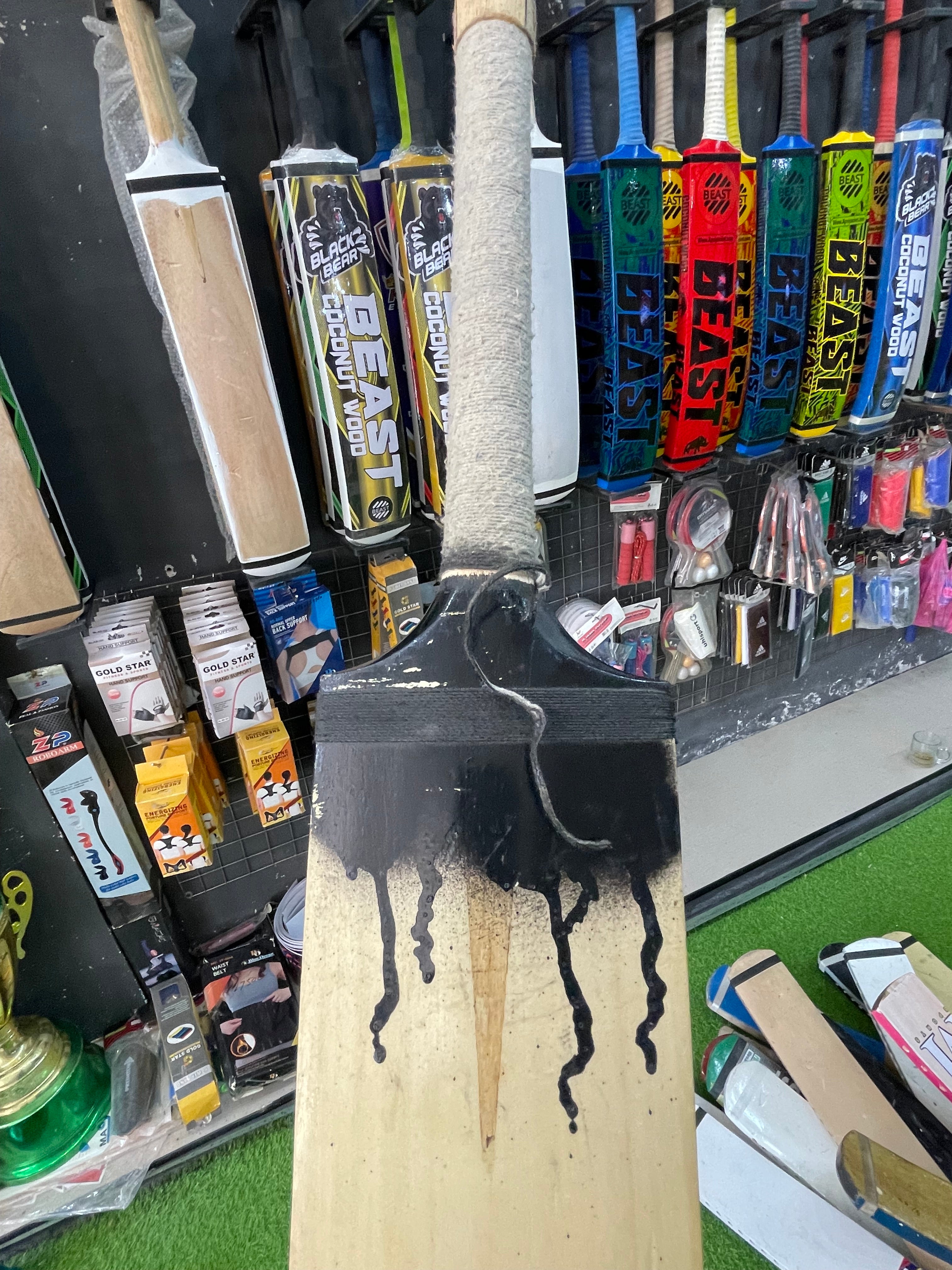 Rawalakot Bat 6 Piece Handle